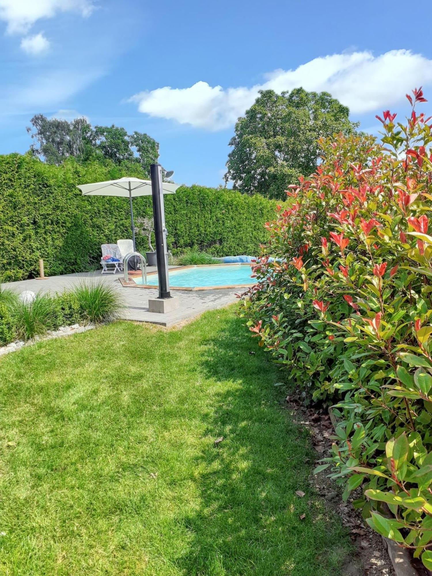 Vila Charming House In Hamois With Shared Pool Exteriér fotografie